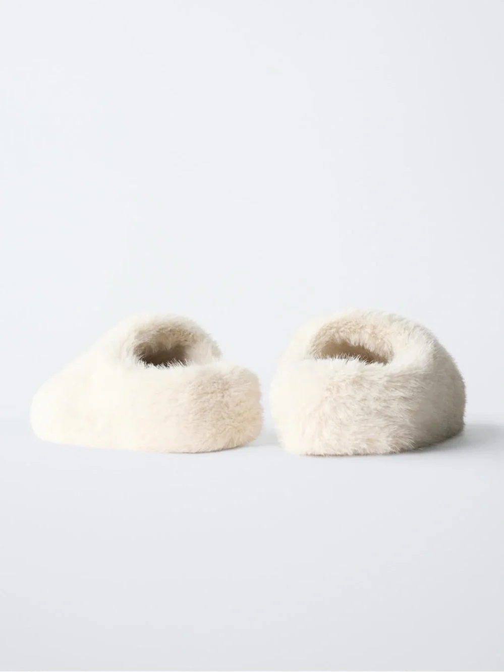 NWT Zara Kids Faux Fur LILO & STITCH DISNEY SLIPPERS OFF WHITE Size 2